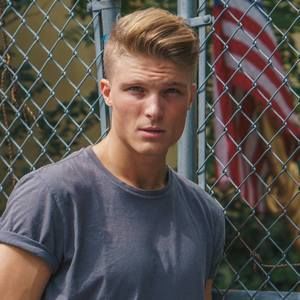 Meet your Posher, Marcus